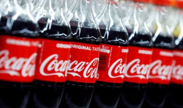 coca-coladan-kirmizi-alarm-icecekler-icin-geri-cagirma-emri-verildi-coca-cola-fanta-sprite-fuse-tea-hepsi-toplatiliyor-TYy26wdT.jpg
