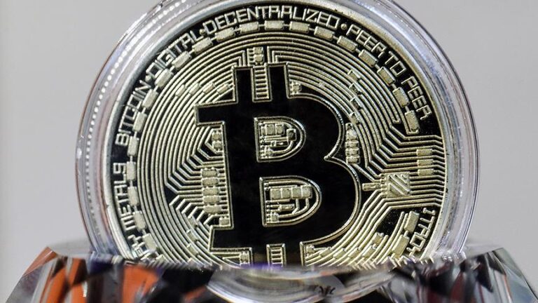 bitcoin-6-haftanin-en-dusuk-seviyelerine-yaklasti-R5dKqPuc.jpg