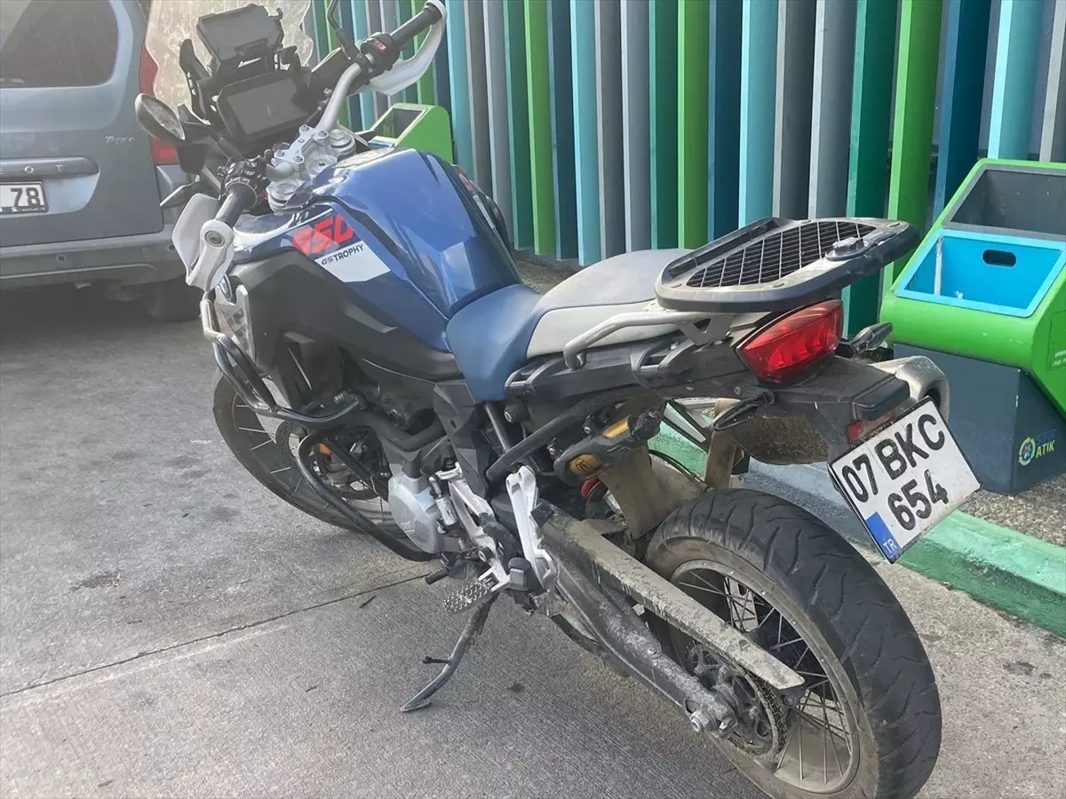 serikte-motosiklet-kazasi-Dnb5FEPl.jpg