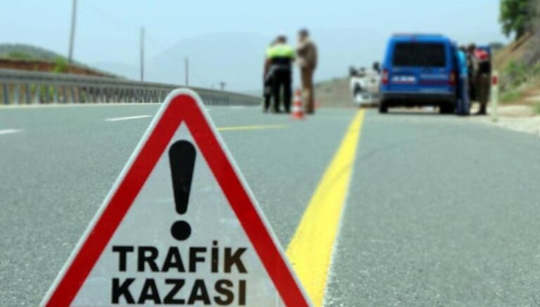 aydinda-tanker-ile-yolcu-minibusu-carpisti-yaralilar-var-d6iJ4Okz.jpg