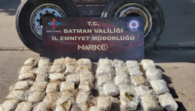 batmandauyusturucu-operasyonunda-4-tutuklama-jcBcLJ86.jpg