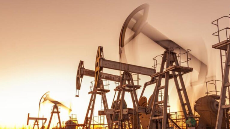chpli-deniz-yavuzyilmazdan-yeni-iddia-akpnin-karanlik-petrol-ticaretinin-turkiyeye-faturasi-3-milyar-dolar-vpvbRQOD.jpg