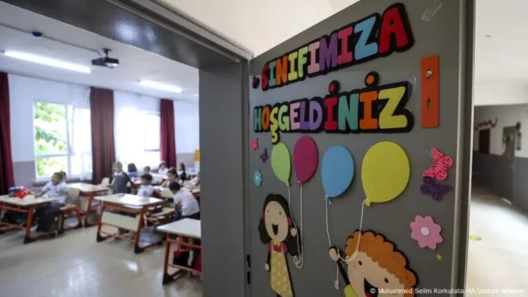 yeni-egitim-yili-sorunlarla-basliyor-THmkAyDH.jpg