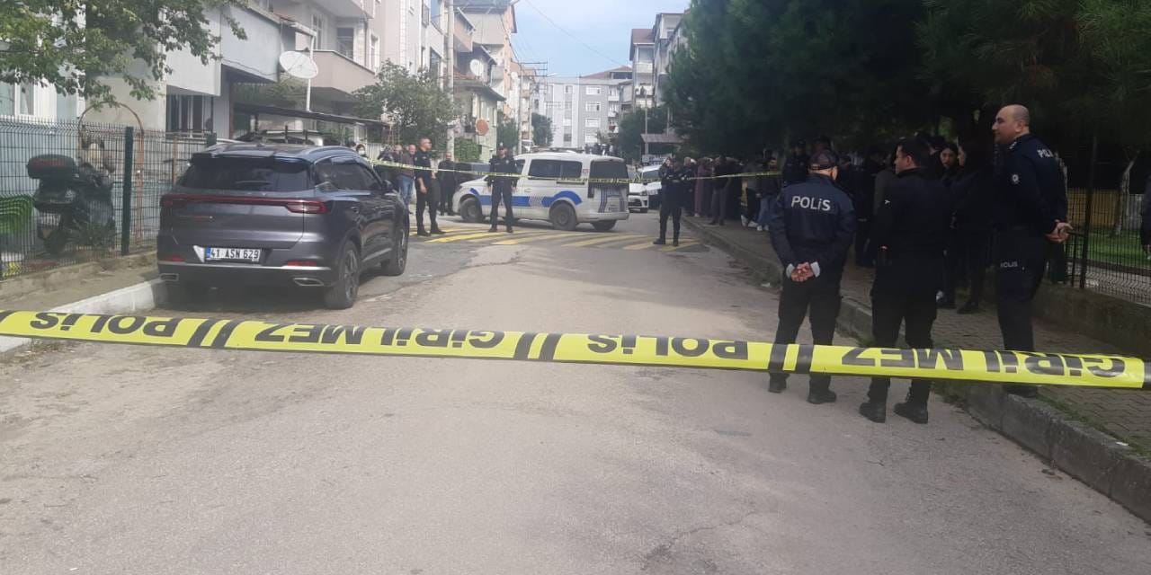 kocaelide kadin cinayeti evli oldugu kadini bicaklayarak katletti vtWpjff7.jpg