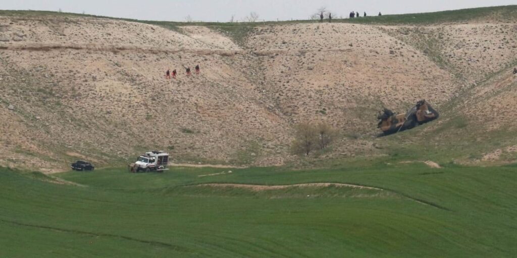 kaza-kirima-ugrayan-askeri-helikopterde-incelemeler-devam-ediyor-q7mmIe36