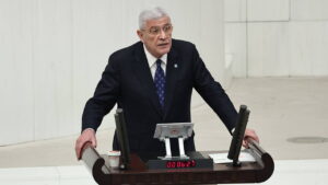 musavat-dervisoglu-meclis-ozel-oturumunda-konustu-bir-daha-hicbir-23-nisana-mahcubiyetin-golgesi-dusmesin-SaxnaAAe